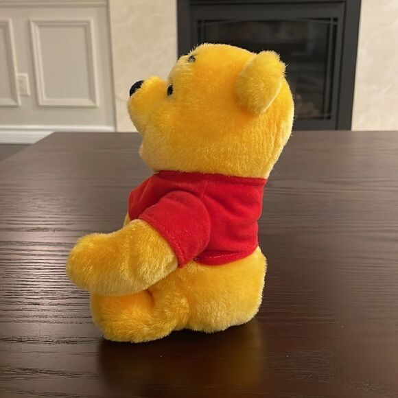 Disney’s Winnie the Pooh Small Stuffed Animal Excellent Condition with Velcro - Picture 5 of 6